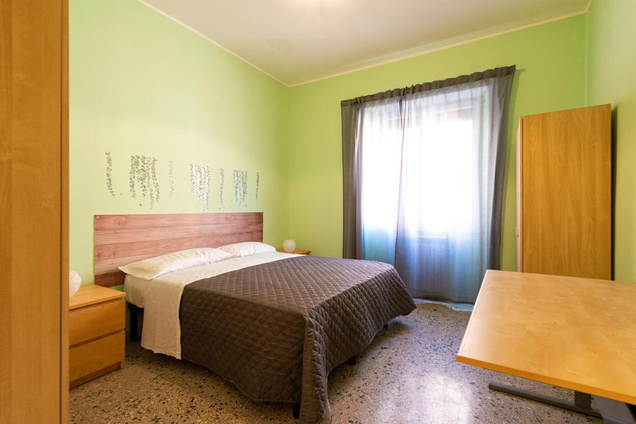 Apartment Di Fronte Alla Basilica Di San Paolo Rom